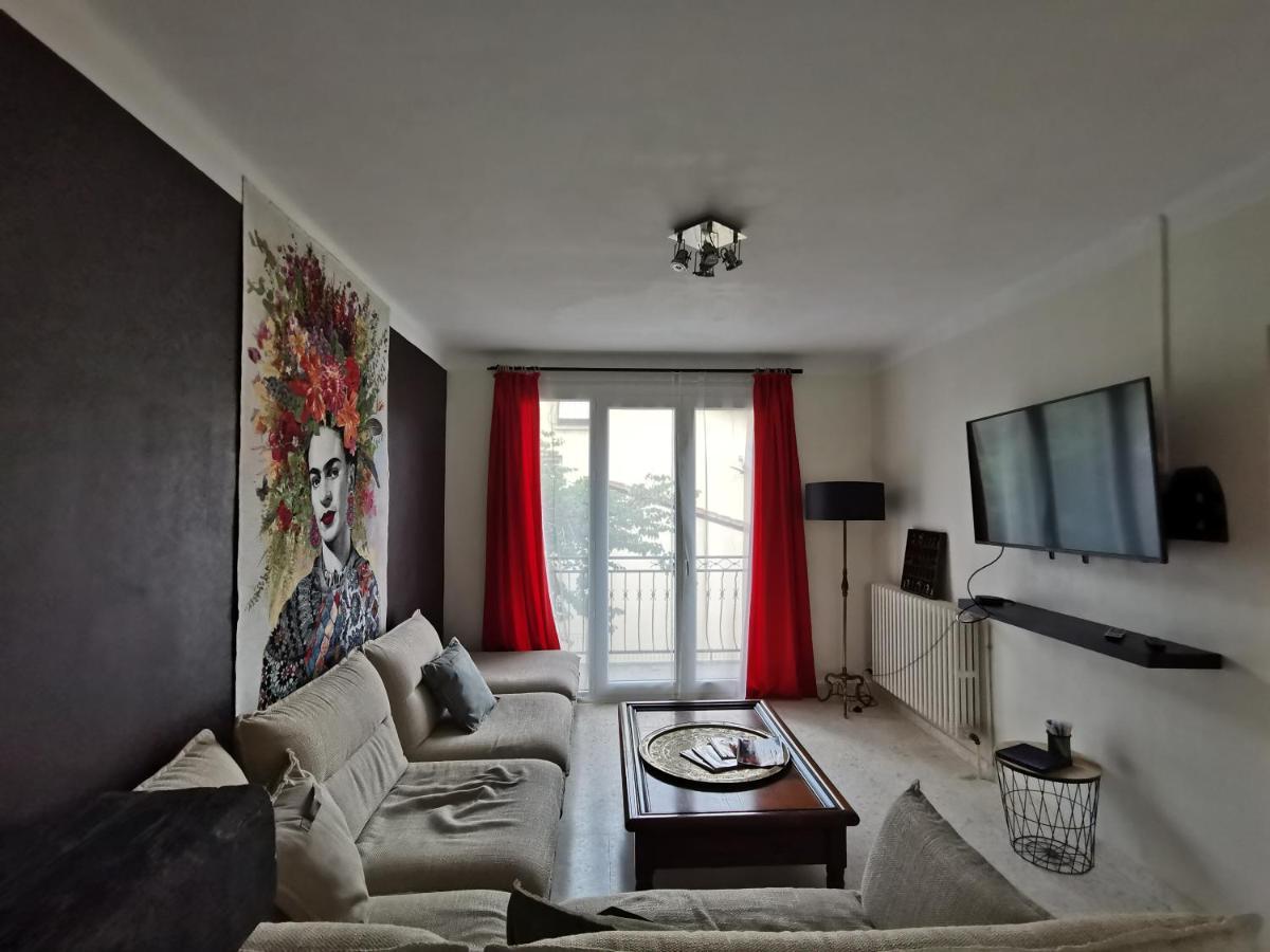 Ferienwohnung Au Pays D'Olmes Lavelanet Exterior foto